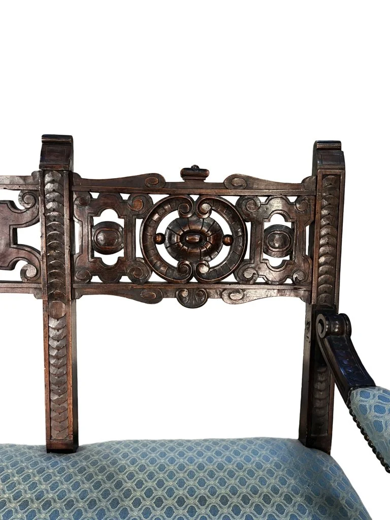 Italian Antique Renaissance Bench (2).jpg