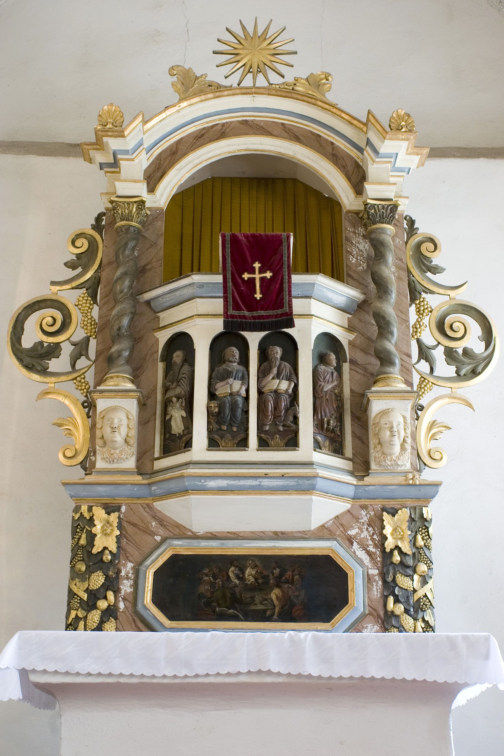 7_Franziska_Frenzel_kirche.jpg