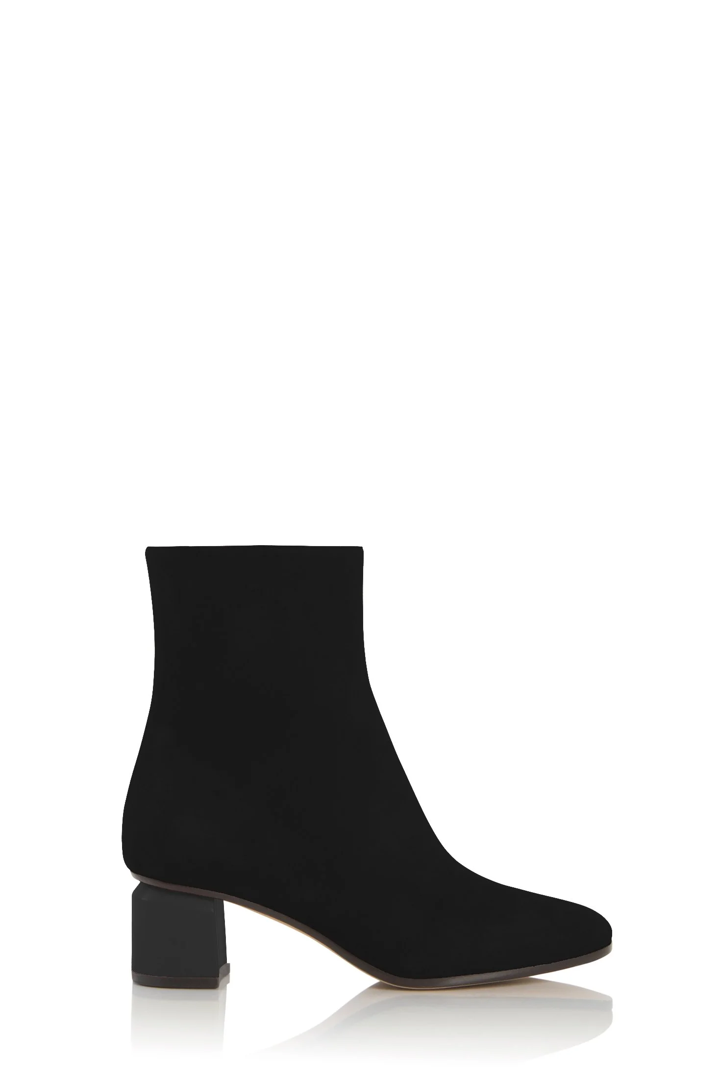 Q55_01 - Black suede.jpg