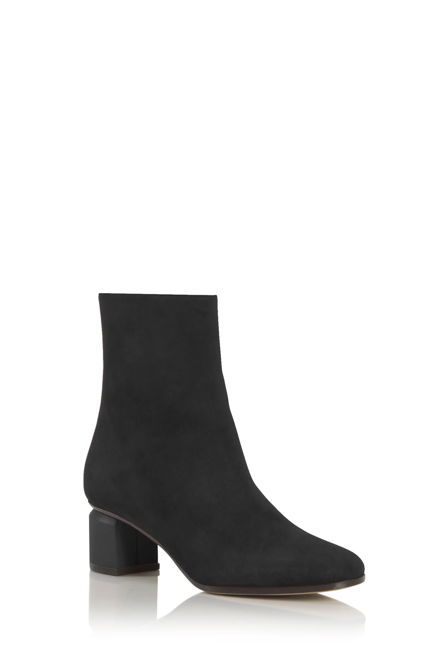 Q55_02 - Black suede.jpg
