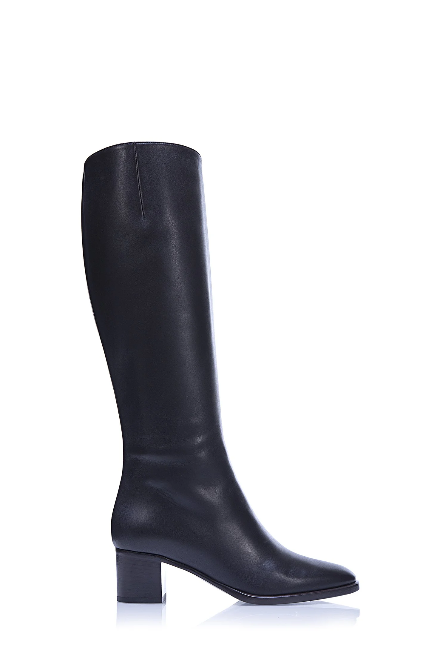Q55 Boot_01- Black.jpg