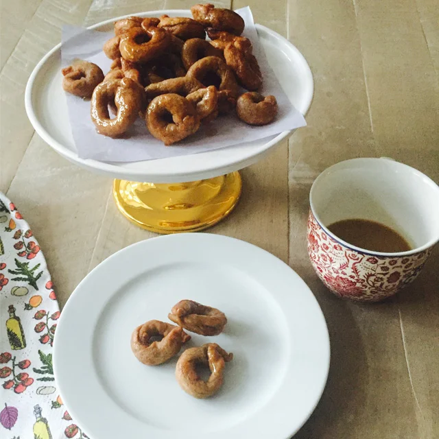 Sweet Tooth Friday (From Nonna's Kitchen Edition): Nonna Mary's Wine cookies