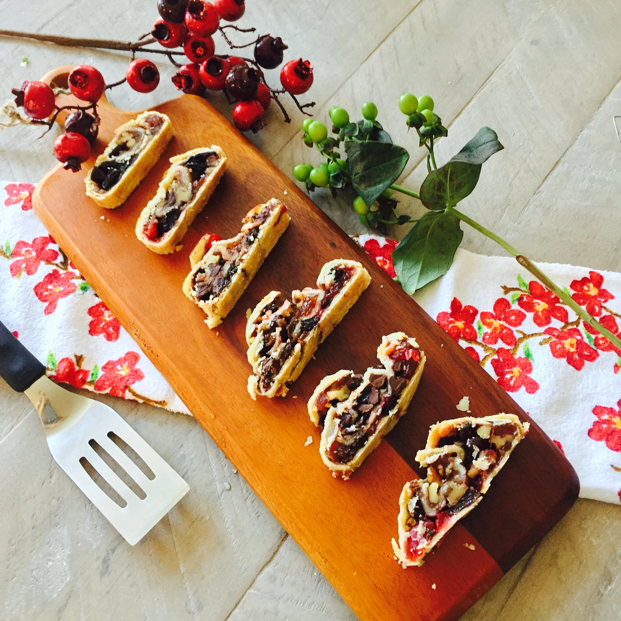 Five Days of Christmas Cookies (DAY 5): Nonna Gina’s Pie Crust Cookies