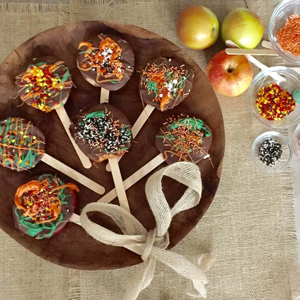 Tuesday Treats (Fall Favorites): Candy Autumn Apple POPS