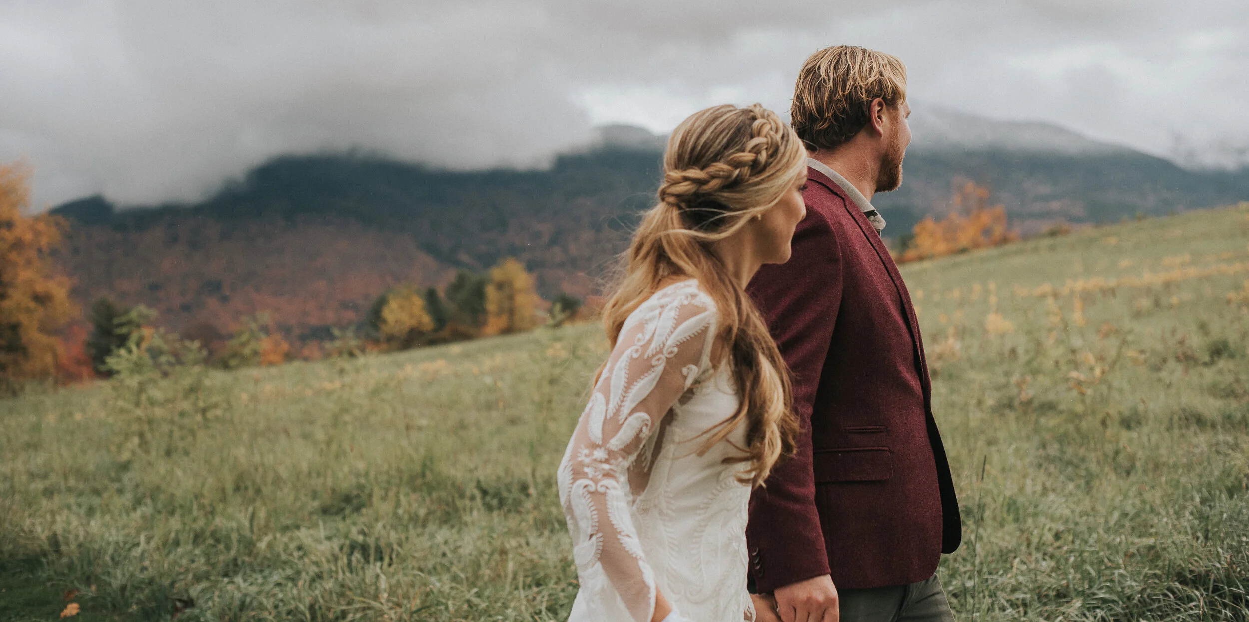 Folky Fall Wedding in the White Mountains // New Hampshire 