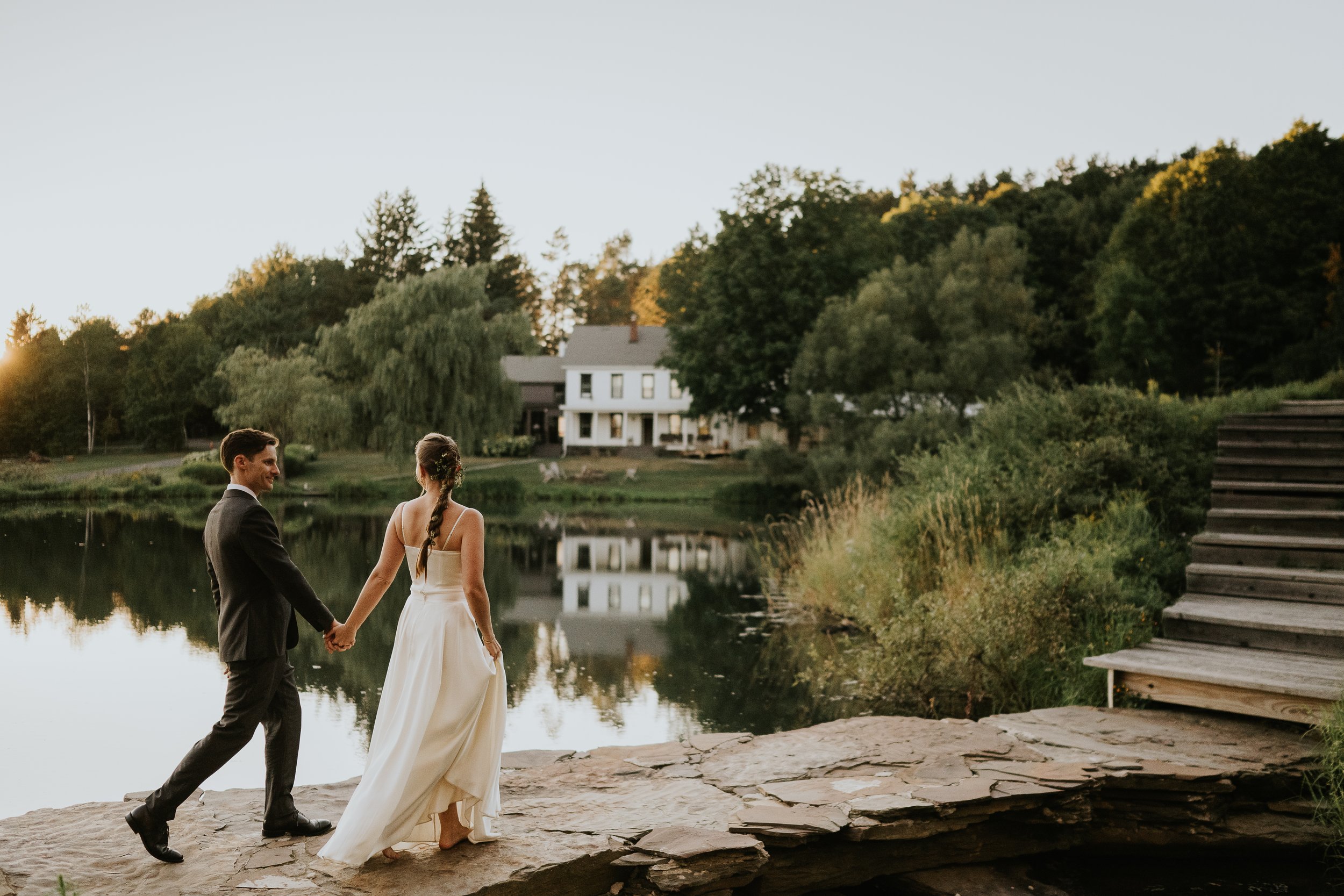 Relaxed Summer Wedding at Seven Ponds Farm // Catskills 