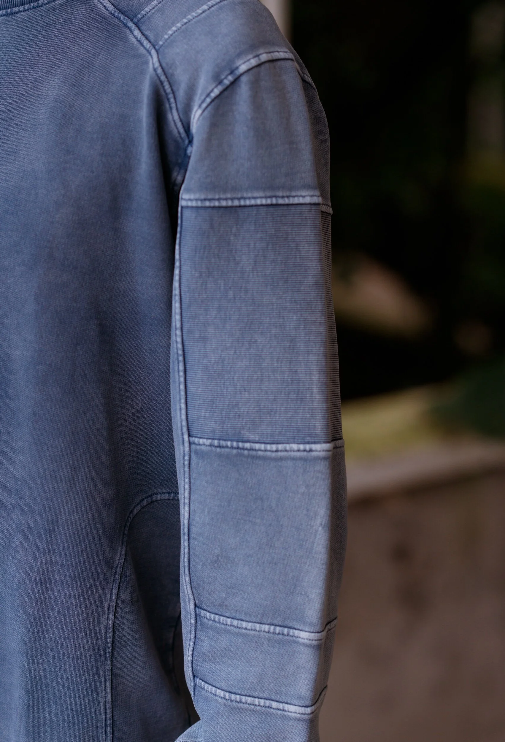 13033DC0-E94B-4657-BF84-3D89E5DC6305