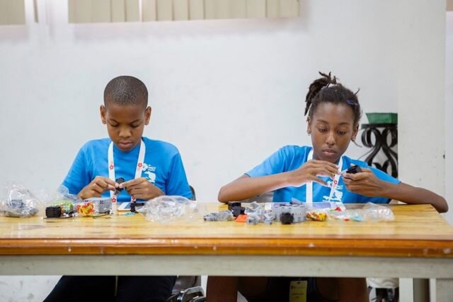 Brother and Sister learning about how to code by building robots and programming. Families that code, grow together! #stem #PACT #everyonecancode #blackgirlscode #stem #ipad #robot