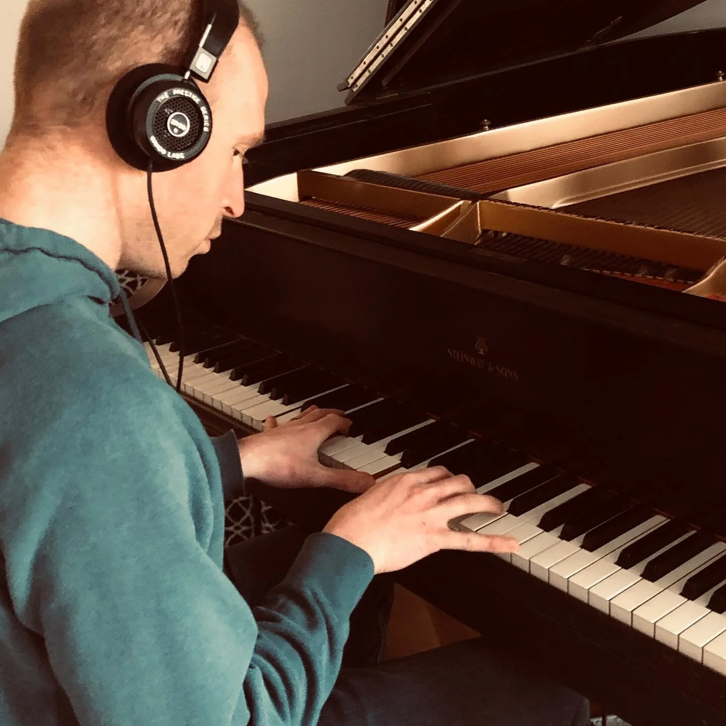 Media — Bronze Radio Return