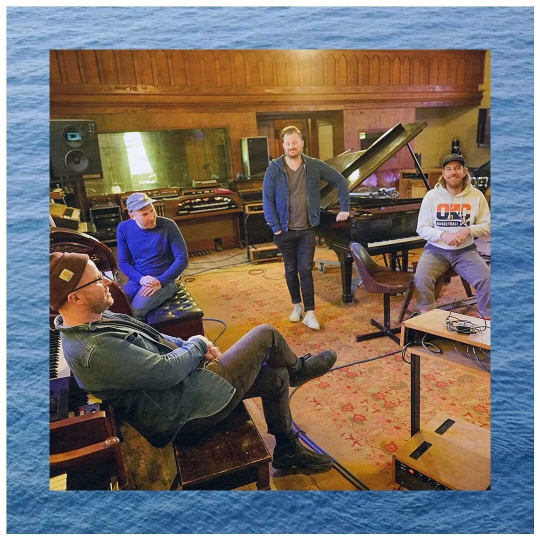 Media — Bronze Radio Return