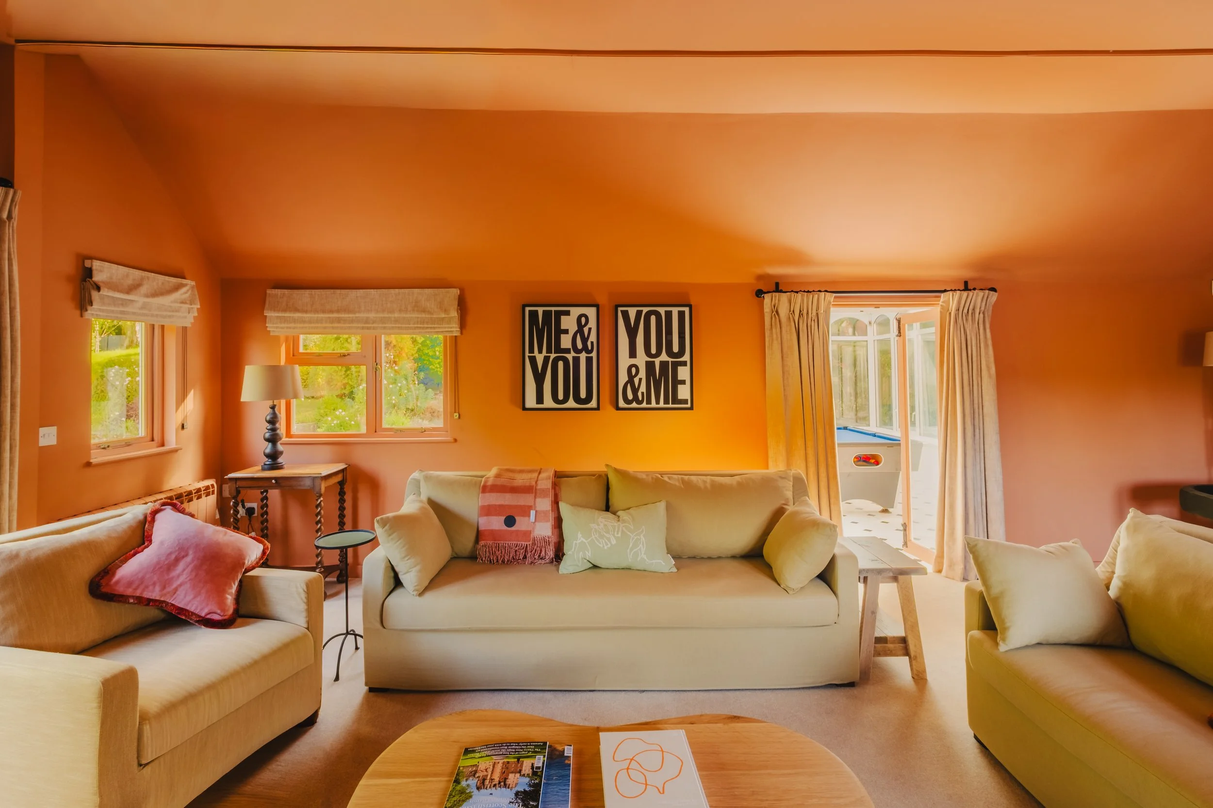 Lakehouse living room landscape 2.jpg