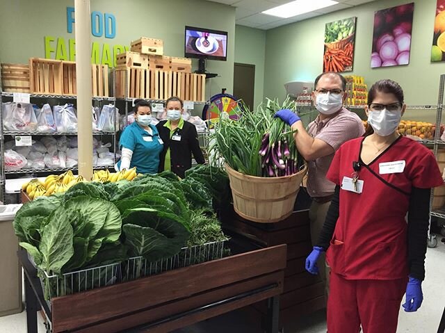 Made our first test delivery to Harris Health System&rsquo;s Strawberry Clinic Food Pharmacy in Pasadena this morning! Our harvest included collards, red onions, and fresh rosemary. Our Food Pharmacy programs, in partnership with the Houston Food Ban