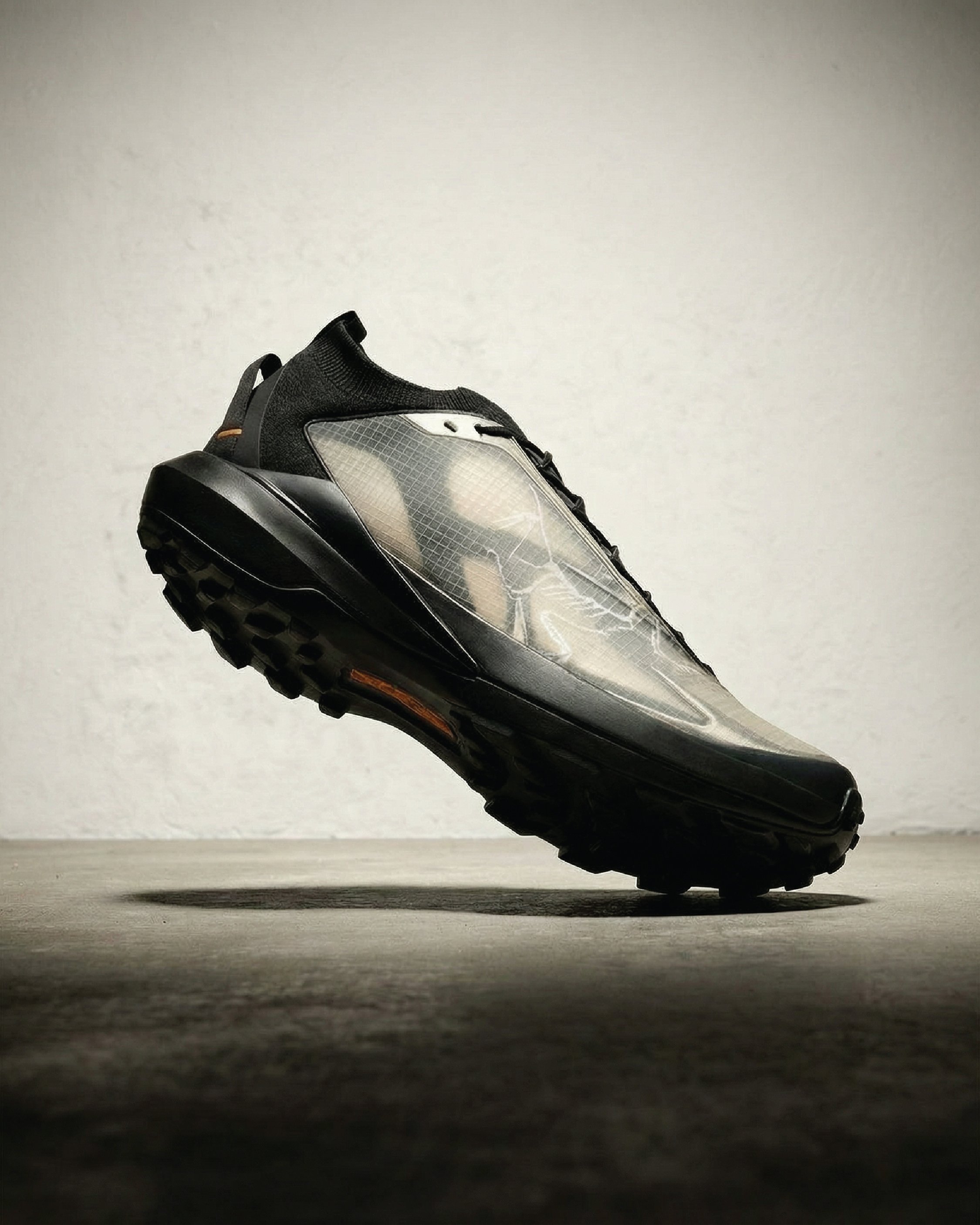 ARCTERYX Vertex Adapt