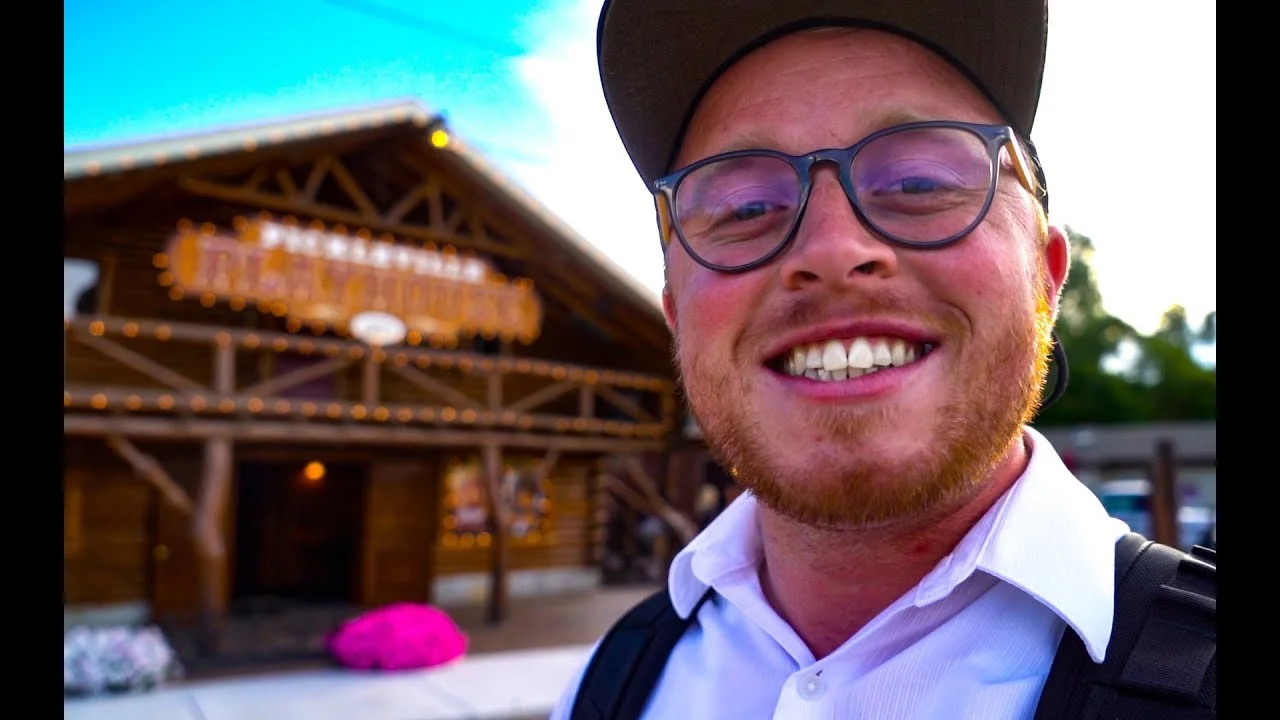thomas vlog.jpg