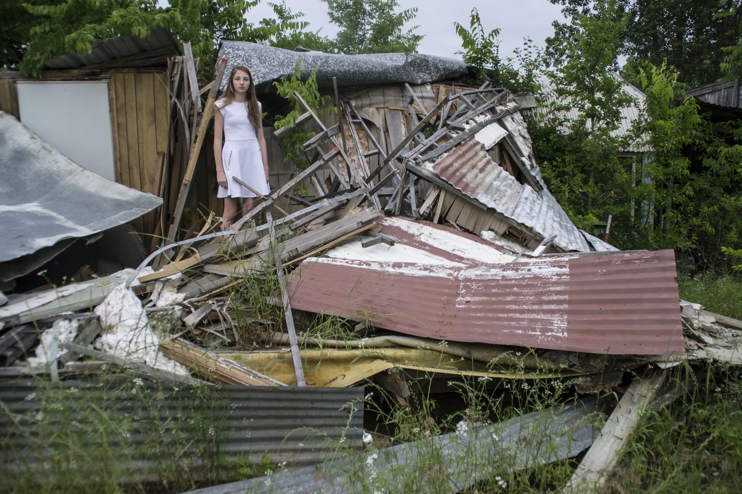 avery trailer wreck.jpg
