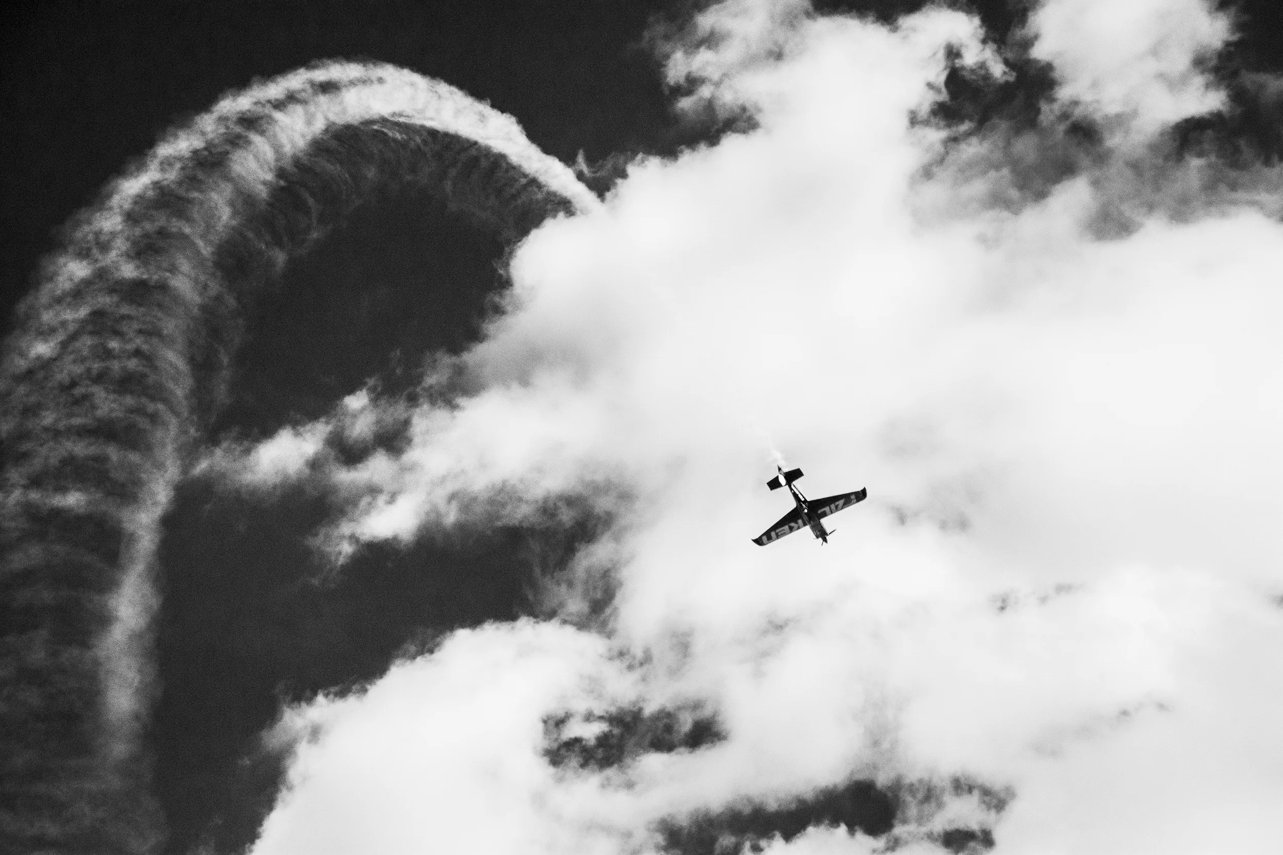 b w plane flip.jpg