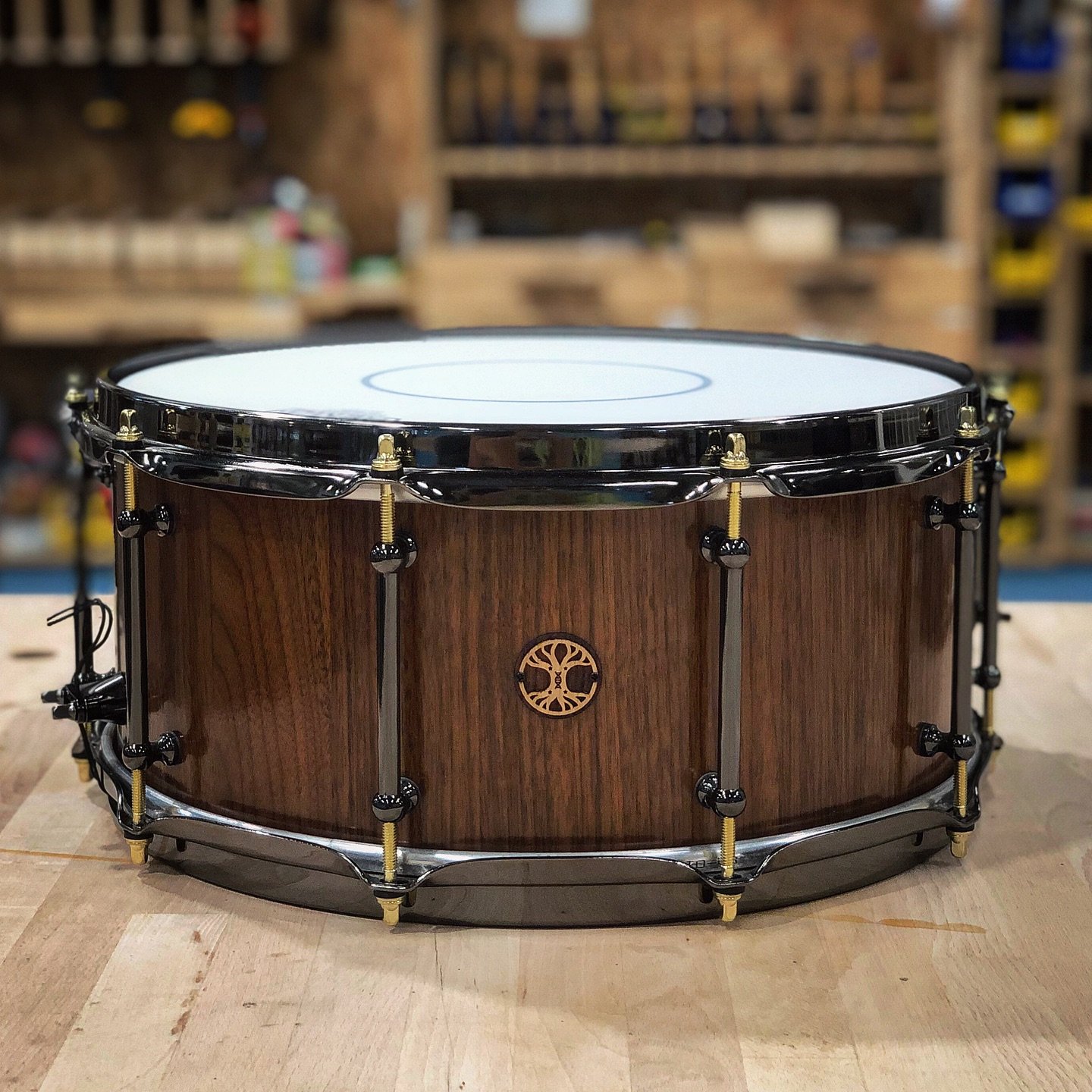🧬🥁 14x6.75&rdquo; Black Walnut Stave Snare built custom for the amazing @dsticks_ 🎶🪵 Handmade stave shell using local PA Black Walnut lumber featuring a mix of black nickel and brass hardware along with a custom &lsquo;DNA&rsquo; badge design. Th