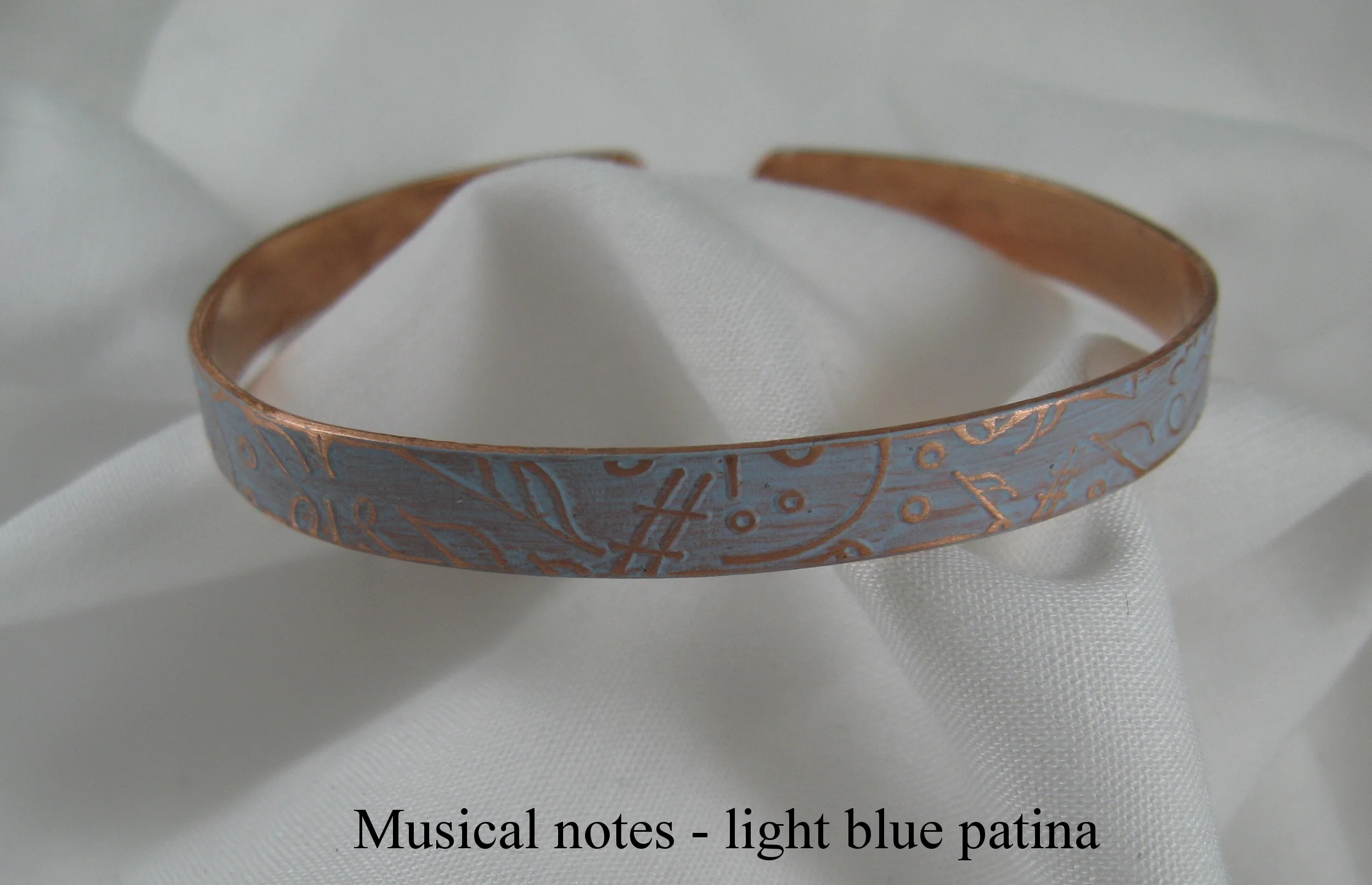1/4" copper embossed bracelet