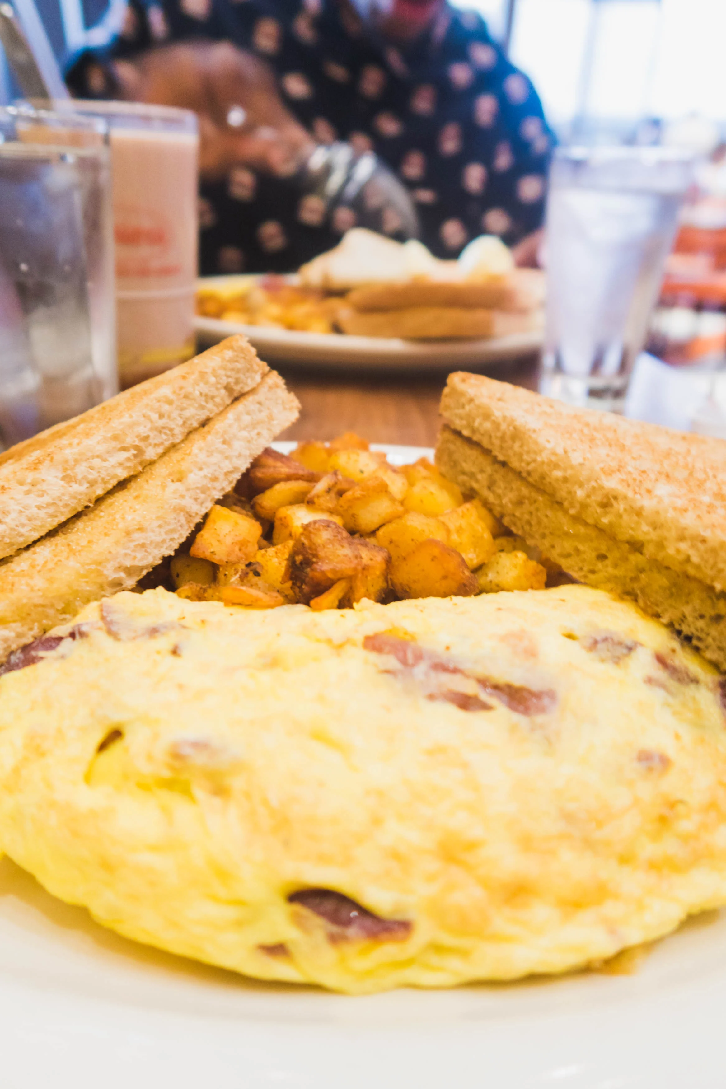 juniors-breakfast-11.jpg
