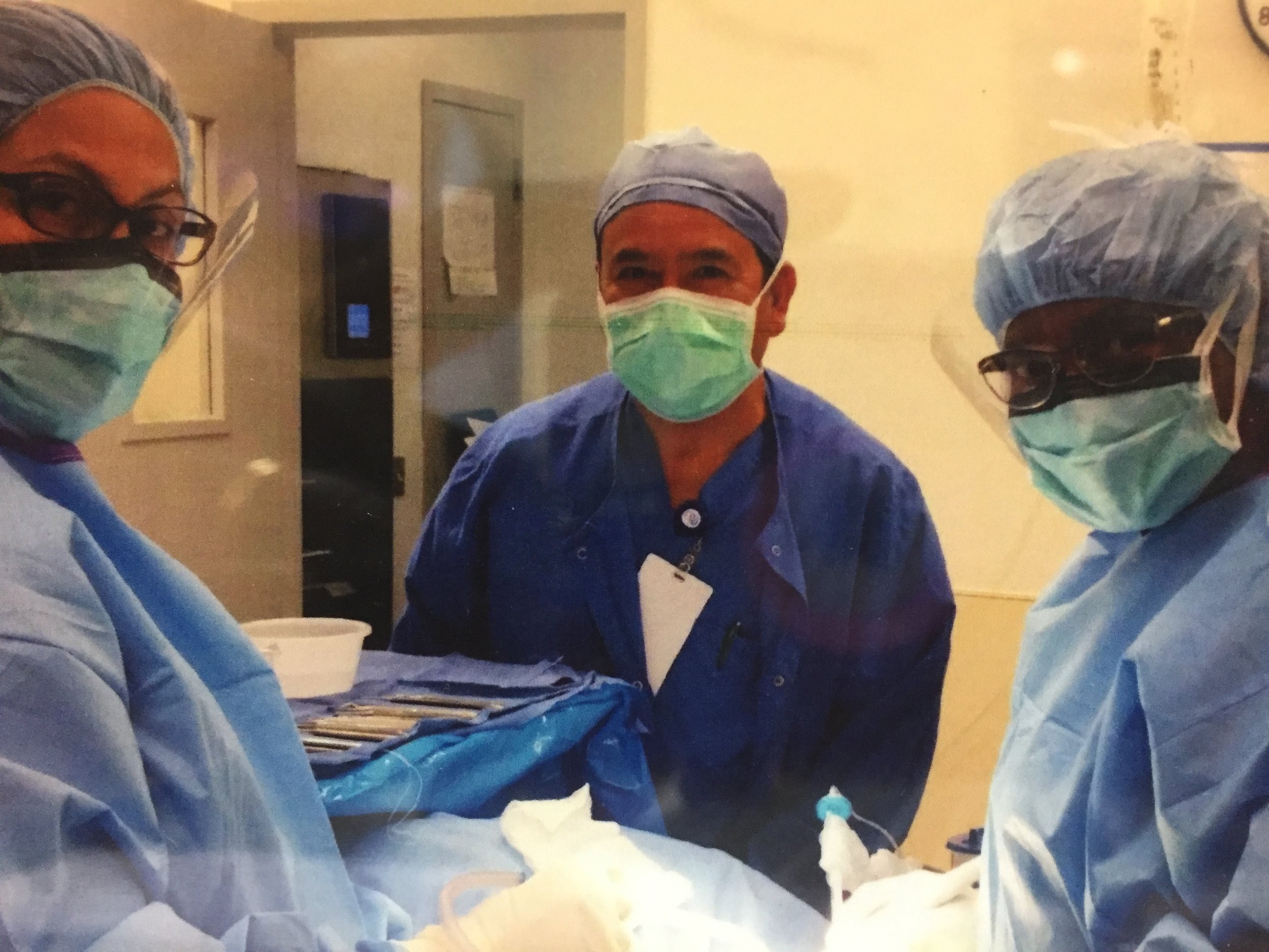 Dr. jari in the operating room .JPG