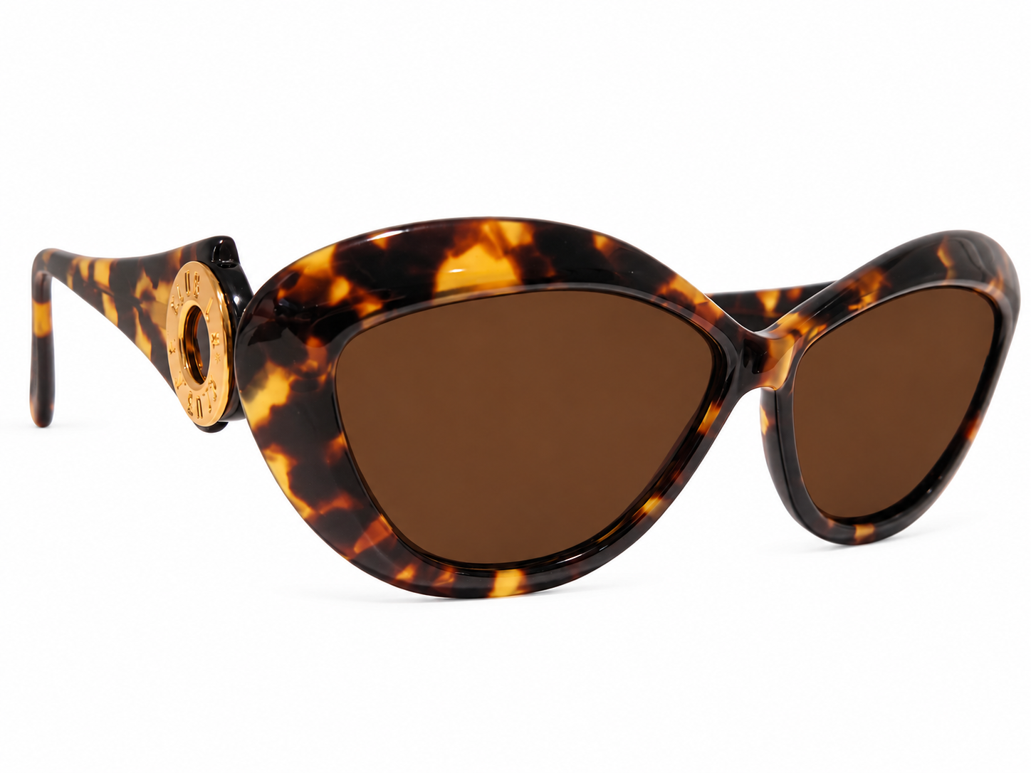 Tortoiseshell Cat-Eye Sunglasses Studio Shot.png