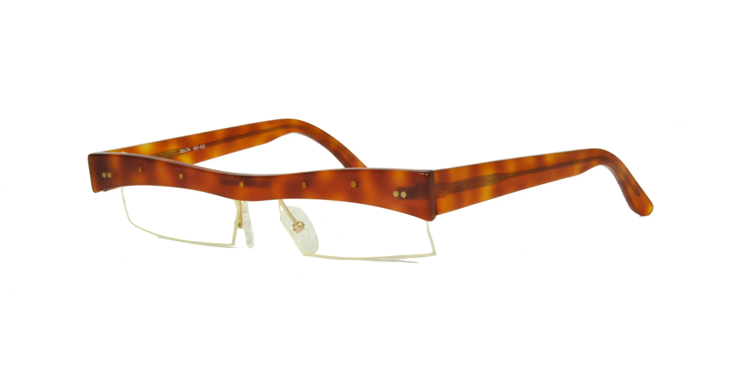 Delta blond side-5.jpg