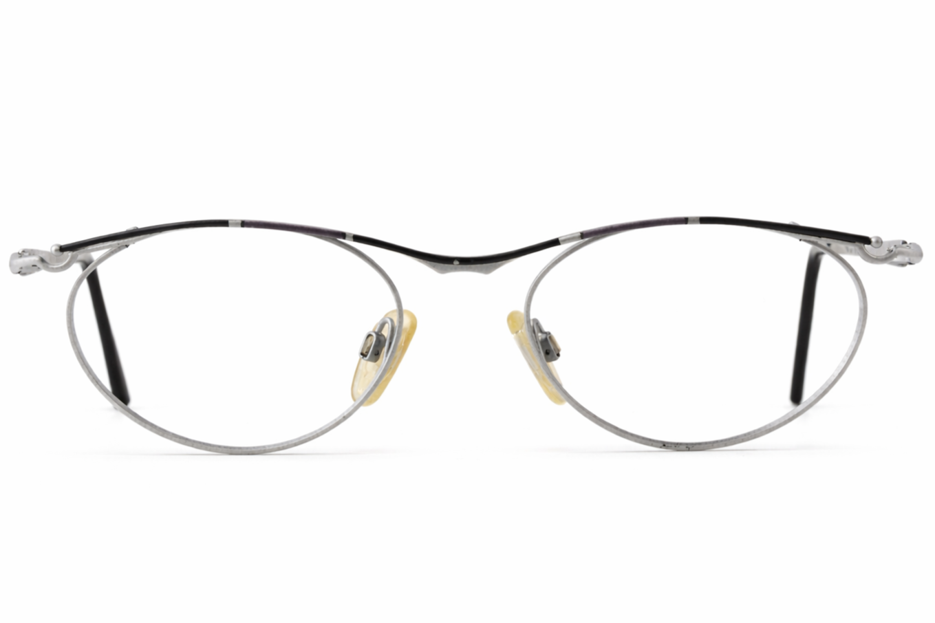 Sleek+silver+rimless+eyeglasses.png