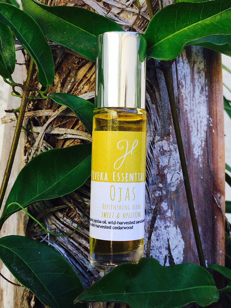 OJAS REPLENISHING BLEND Sandalwood is deeply nourishing and calming. One of the “3 sacred oils” that promotes states of well-being and contentment, it centers the heart and promotes a state of higher consciousness. Champa: thefragrance of the large golden-petalled flowers of the champa tree is sweet, exotic and has transcendent qualities. Jasmine (night blooming) : instills euphoric and sensual moods, promotes confidence and optimism, love and peace. It is balancing and uplifting. Cedar: promotes abundance, wisdom and strength. Its soothing qualities calm the mind and balances emotions.