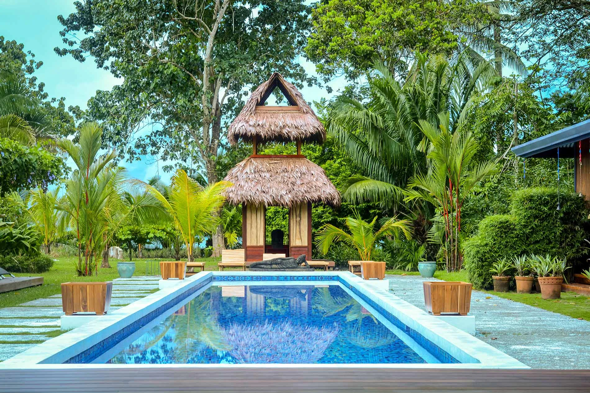 POOL.3.jpg