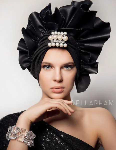 Signature Series w/ Della Pham | Beauty & Fashion