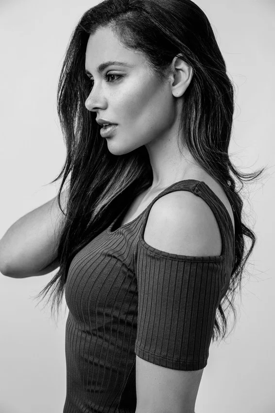 Full Day High Fashion & Beauty Shoot w/ Sharlene