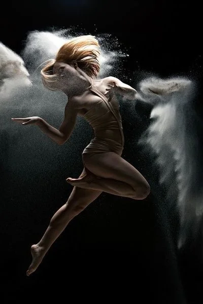 Cloud Busting - Dance Powder Shoot