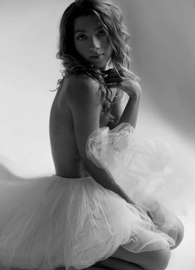 Dance/Figure &amp; Form with International Model Poppyseed