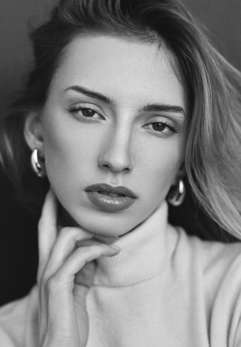 BEAUTY &amp; FASHION W/ KATE