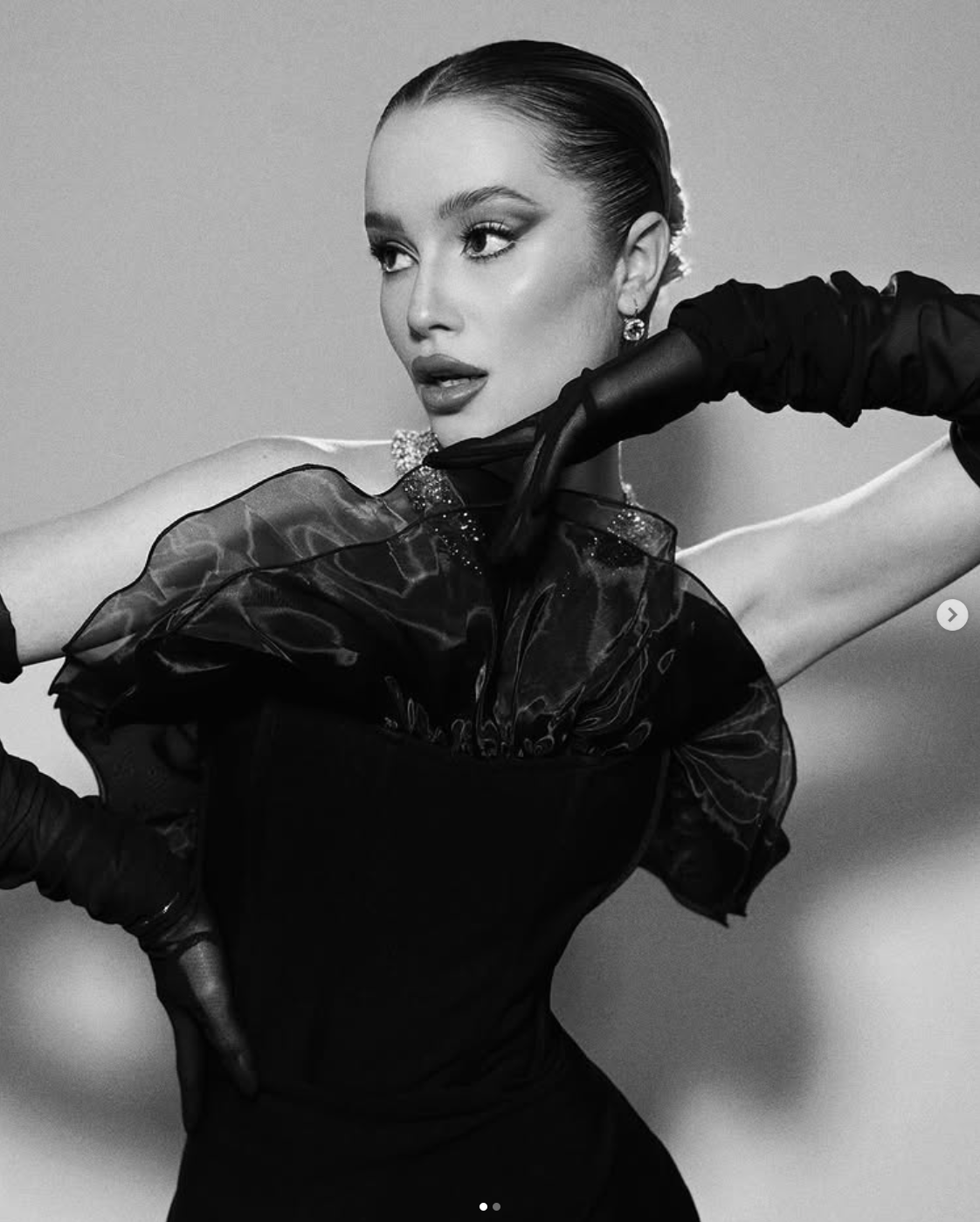 BEAUTY &amp; FASHION w/ SASHA