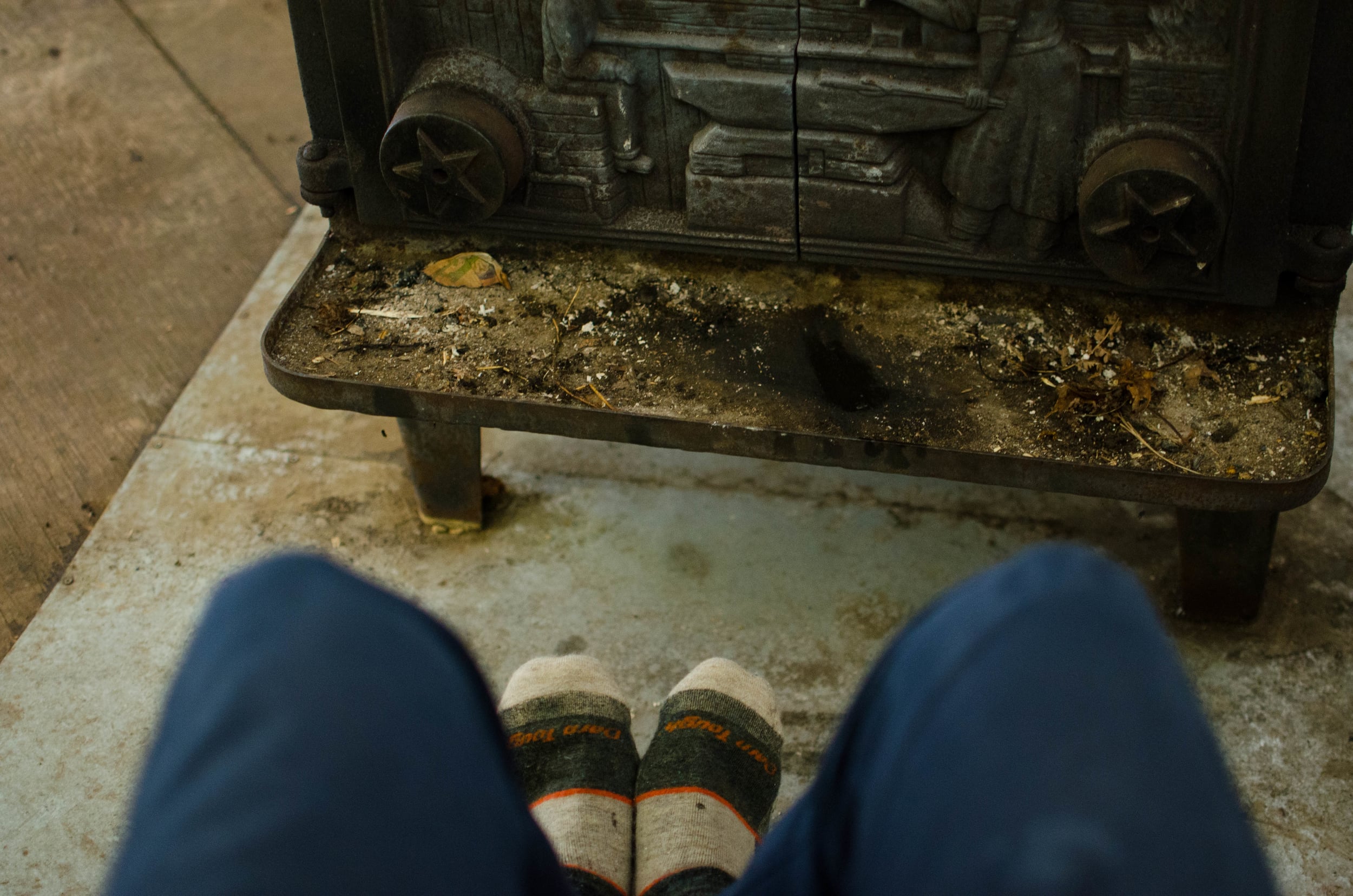  Stopped by tepee to keep warm. There was coffee, hot chocolate, and cookies too! 