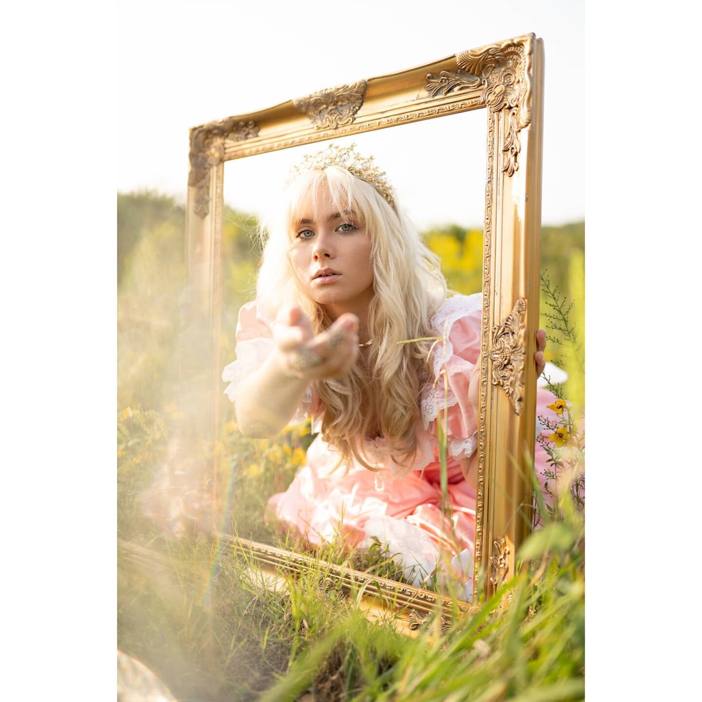 Into the Fantasy 
With @psychoannalysis 
#portraits #portraitphotography #memphisphotographer #memphismodels #model #memphis #igdaily #photooftheday #instafashion #nature #naturephotography #fantasyart #fantasyland #fantasyphotography  #model