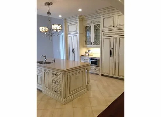 kitchen 1.jpg