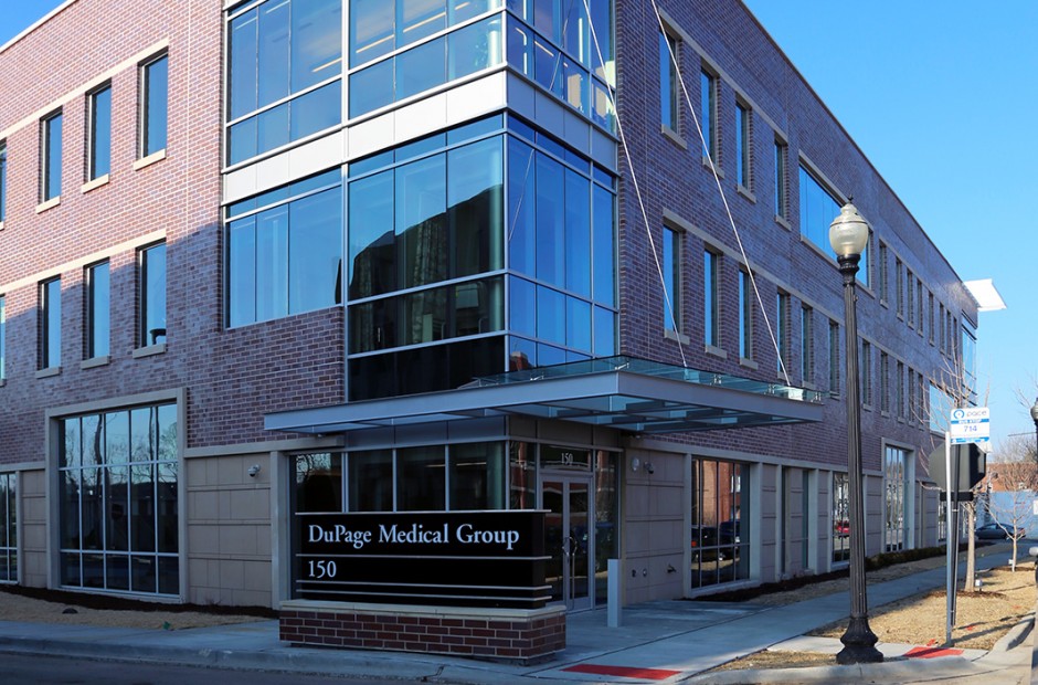 DuPage Medical Group Wheaton Exterior 2.jpg