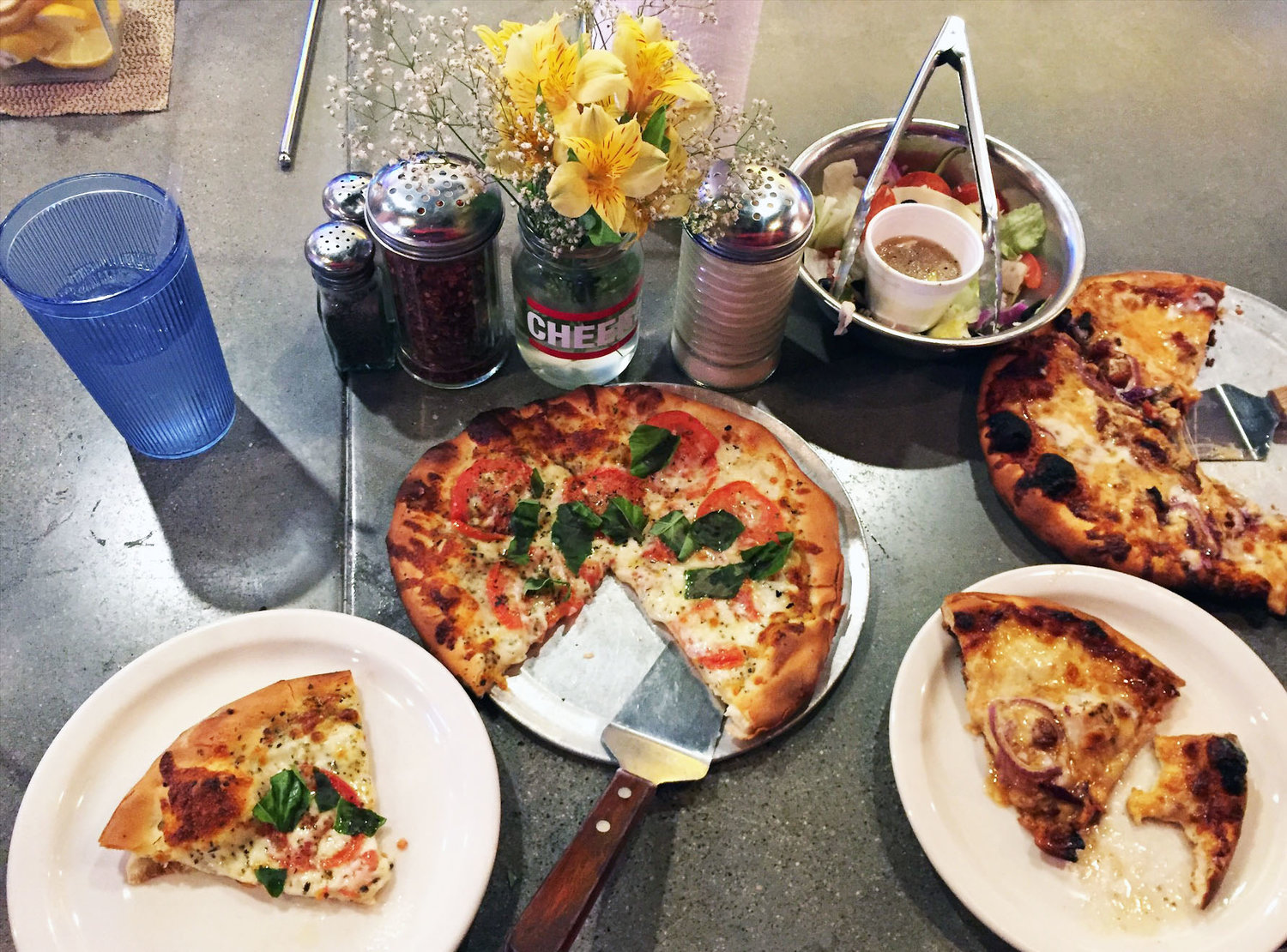 Saucy Mamas Pizzeria in Big Bear Lake Village