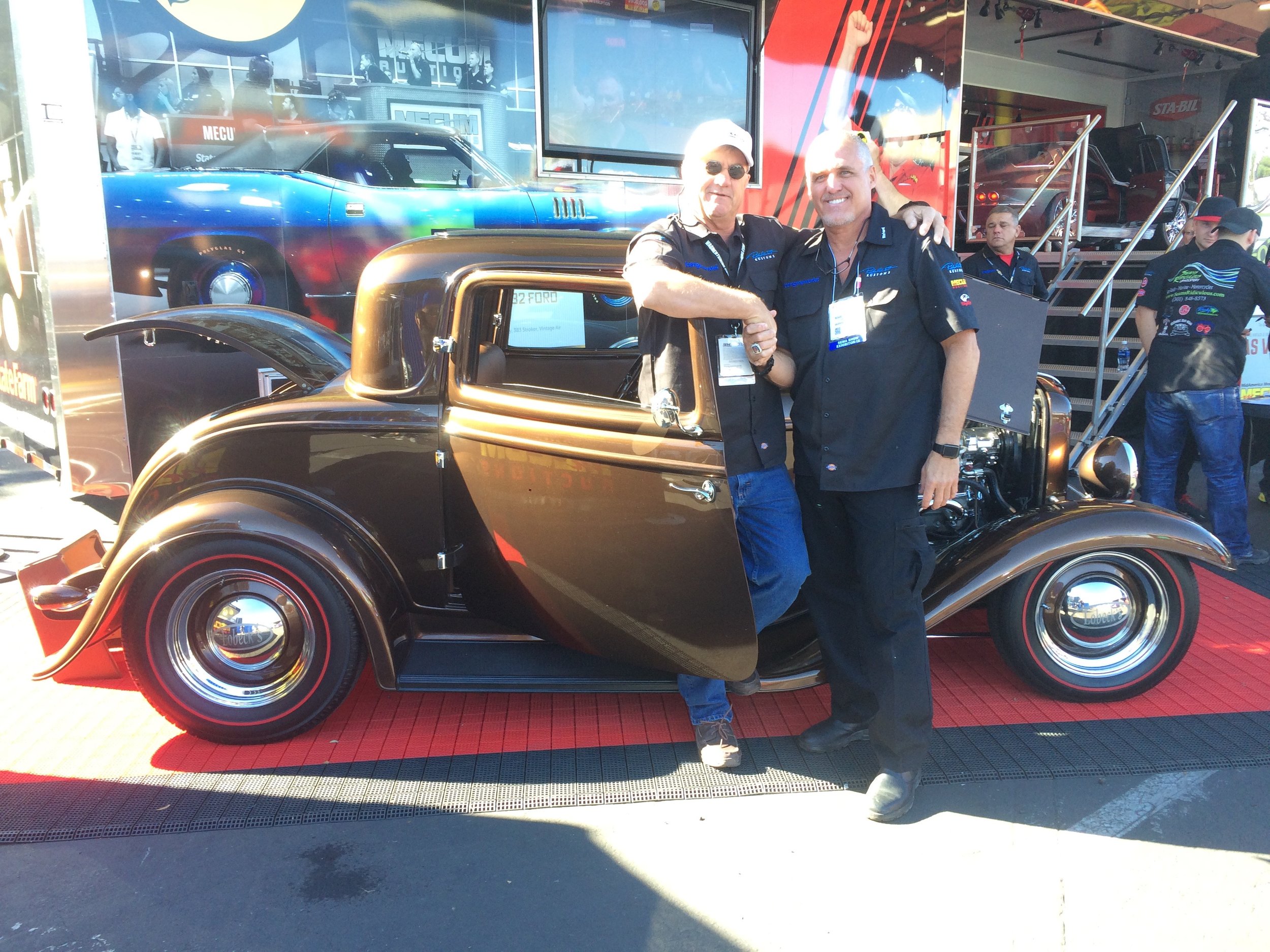 bruce harrison and richard wood at sema 2016 with the last lobeck