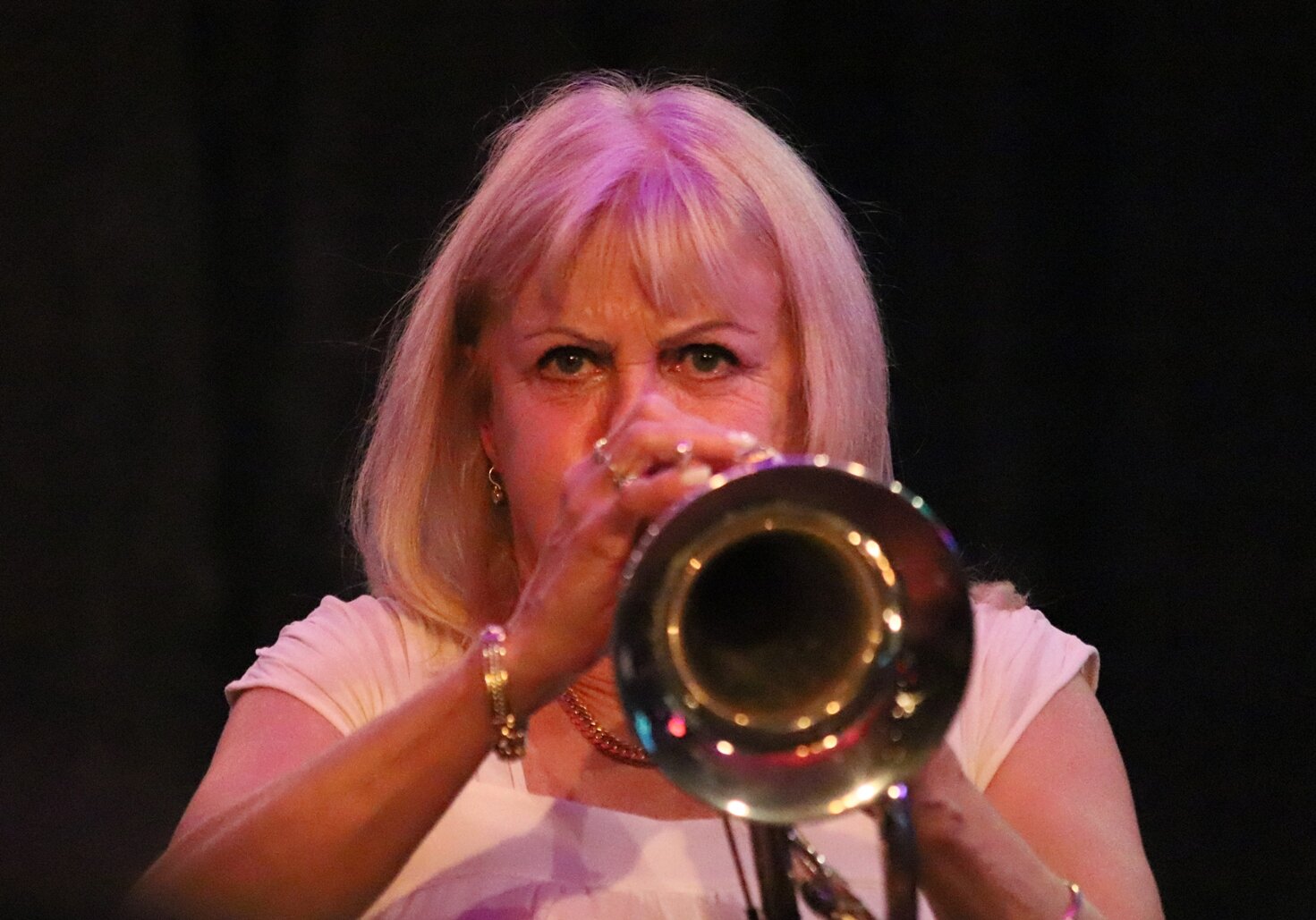 Edwina Thorne - flugelhorn/vocals