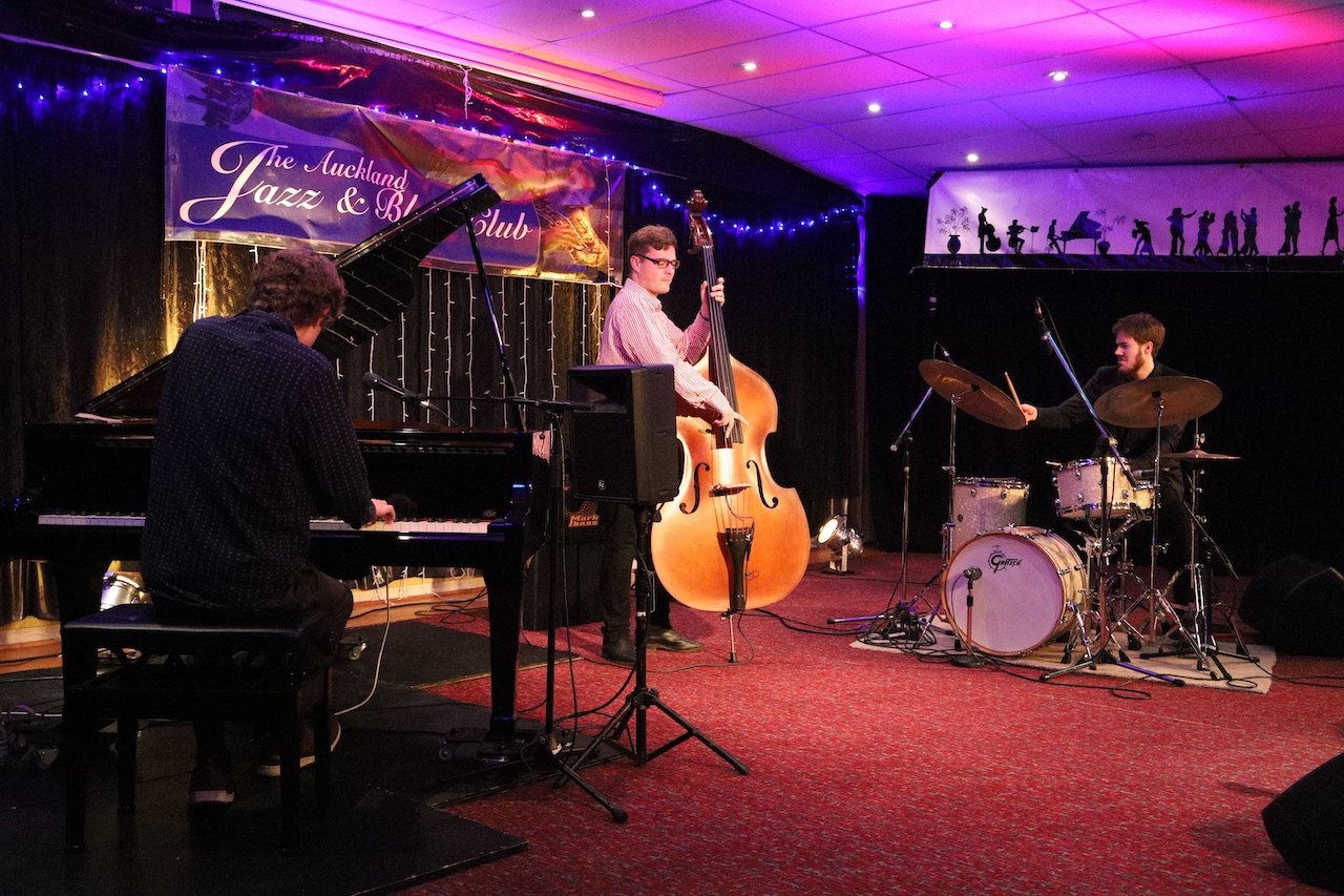 Joe Kaptein Trio_12-7-22  19.JPG