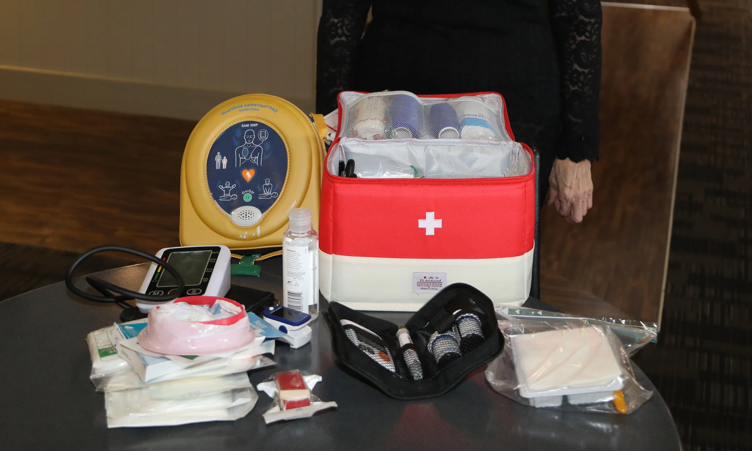 First Aid Kit &amp; Defibrillator