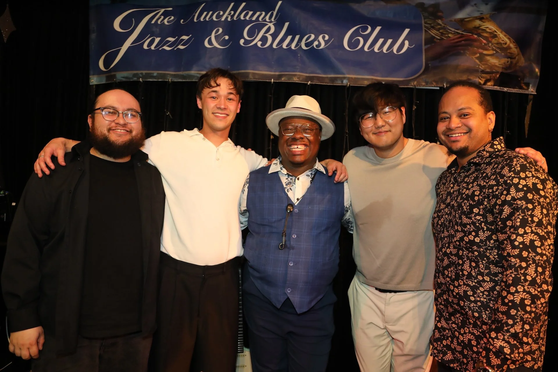 Thabani Gapara Band - 18-11-25