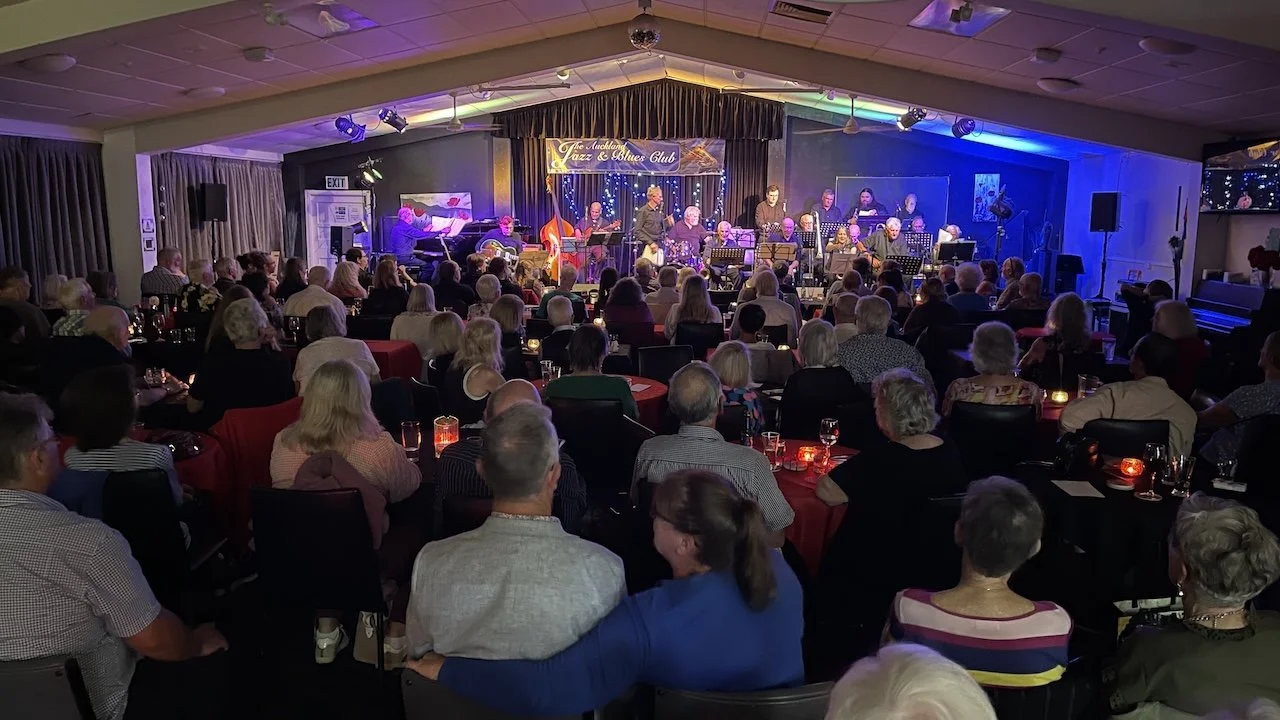 Downbeat Big Band_17-3-26 1.jpg