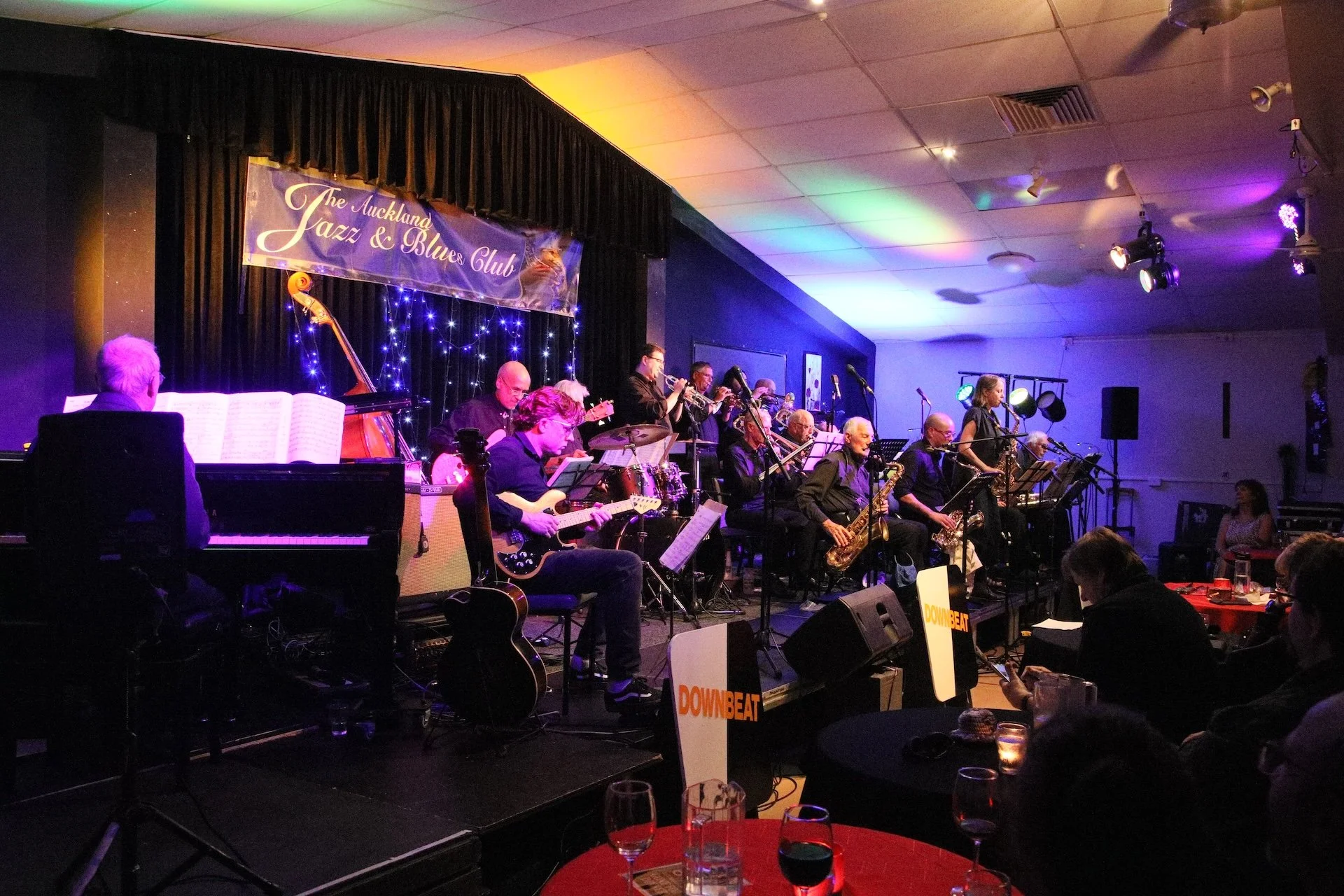 Downbeat Big Band_17-3-26 26.JPG