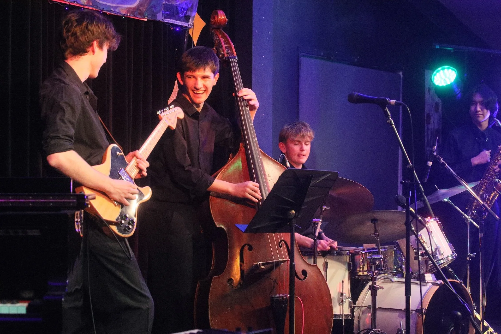 Village Vanguard_15-9-26 36.JPG