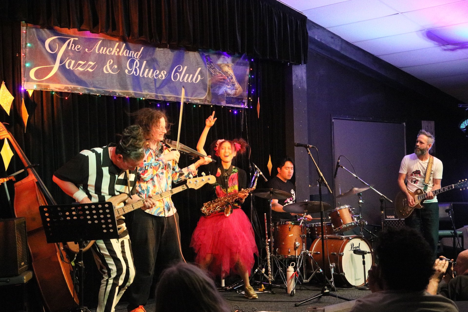 Miho's Jazz Orchestra 
