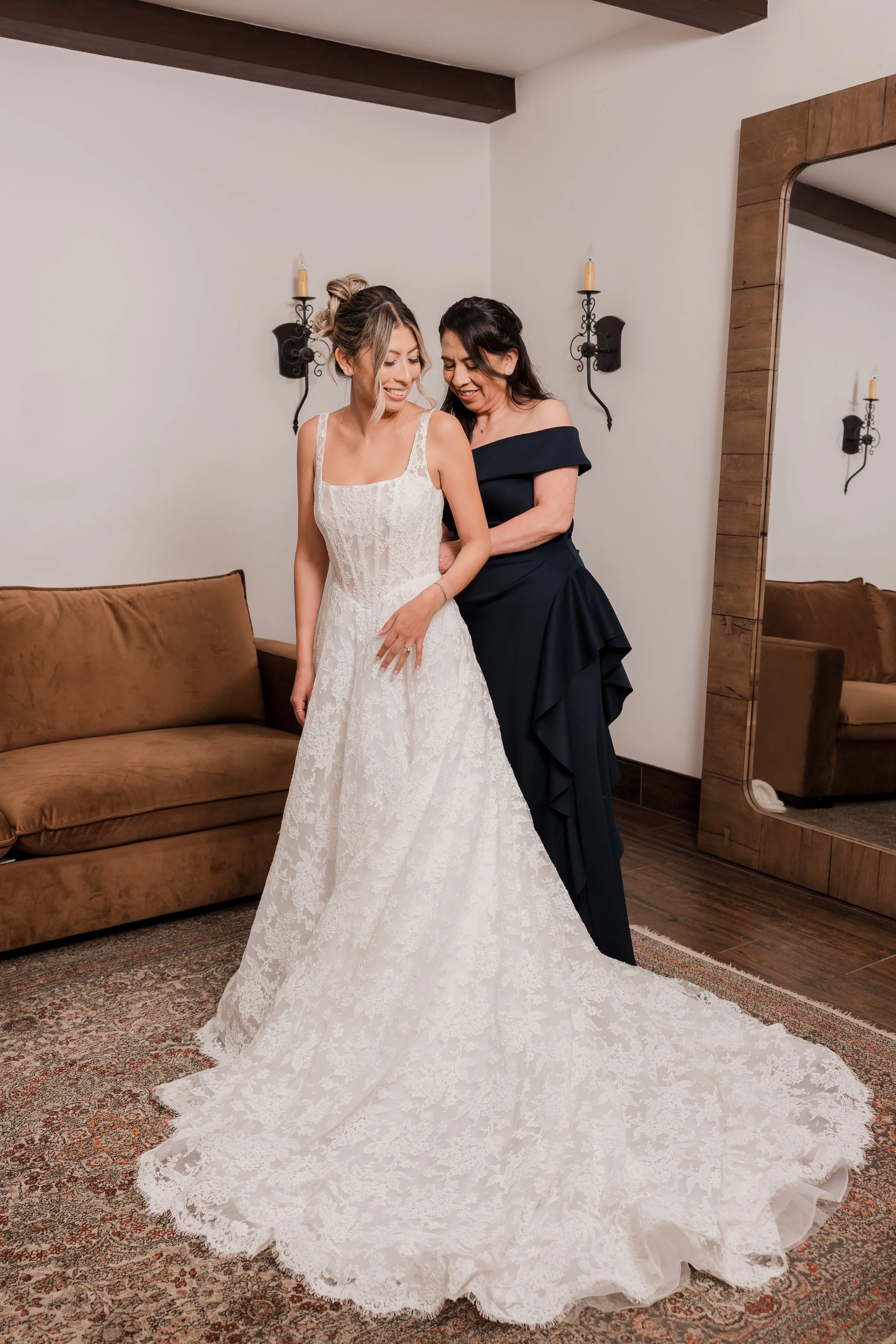 JN-La-Ventura-San-Clemente-Wedding-Photography-37.jpg